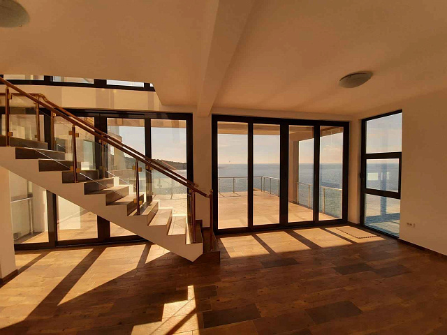 Villa in der ersten Meereslinie — photo 10